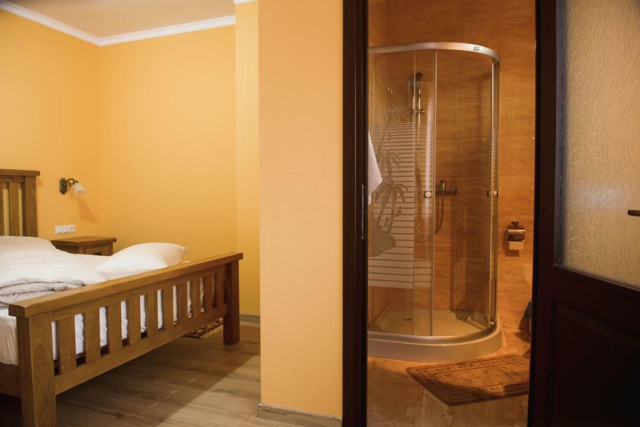 Casa Pop Hotel Săpînţa Екстериор снимка