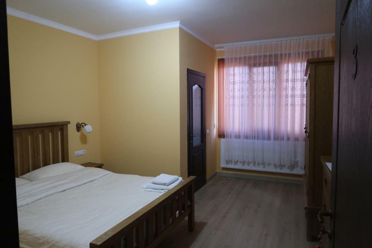 Casa Pop Hotel Săpînţa Екстериор снимка